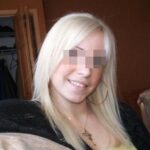 Fille plutôt mignonne veut une grosse bite à sucer sur Vaux-en-Amiénois Fille plutôt mignonne veut une grosse bite à sucer sur Vaux-en-Amiénois