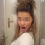 Bourgeoise cochonne aimant sucer et se faire baiser sur Pont-de-Metz